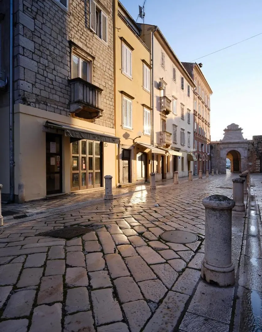 Luxury Rooms Volat Old Town Zadar 0*,