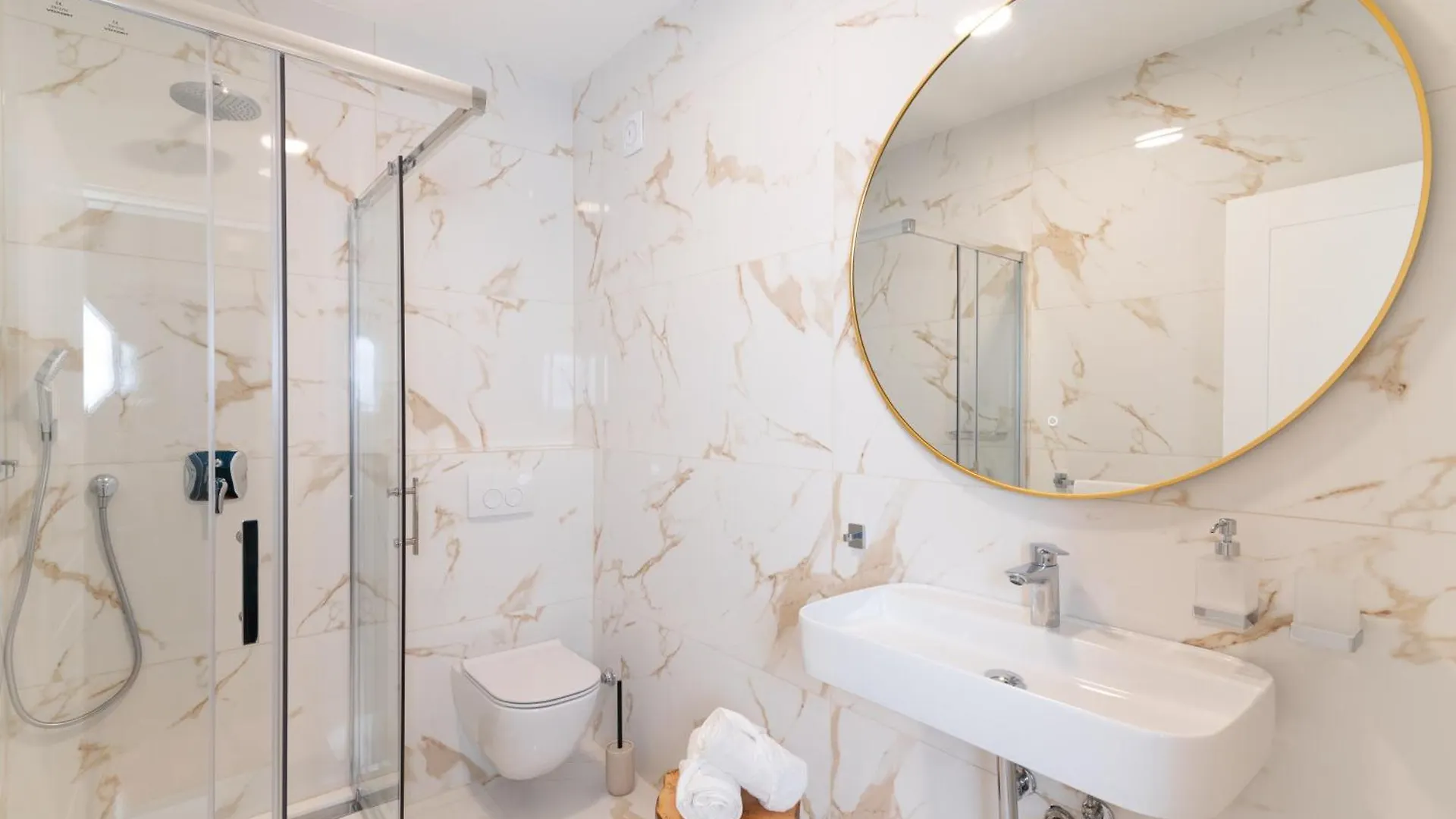 Luxury Rooms Volat Old Town Zadar 0*,
